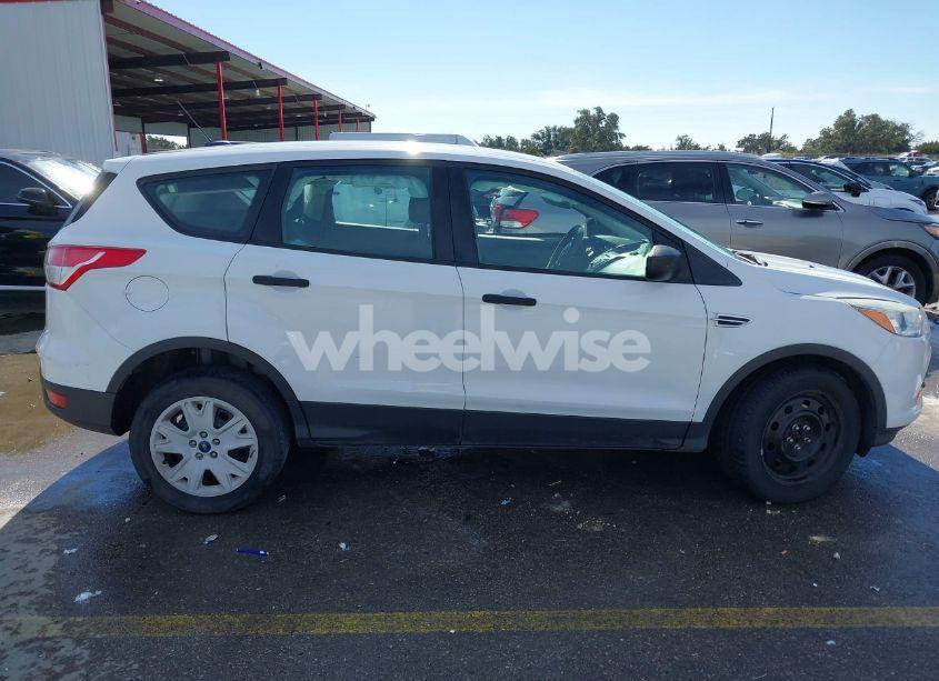 Photo 13 of 2016 Ford Escape S (VIN 1FMCU0F76GUC57524)