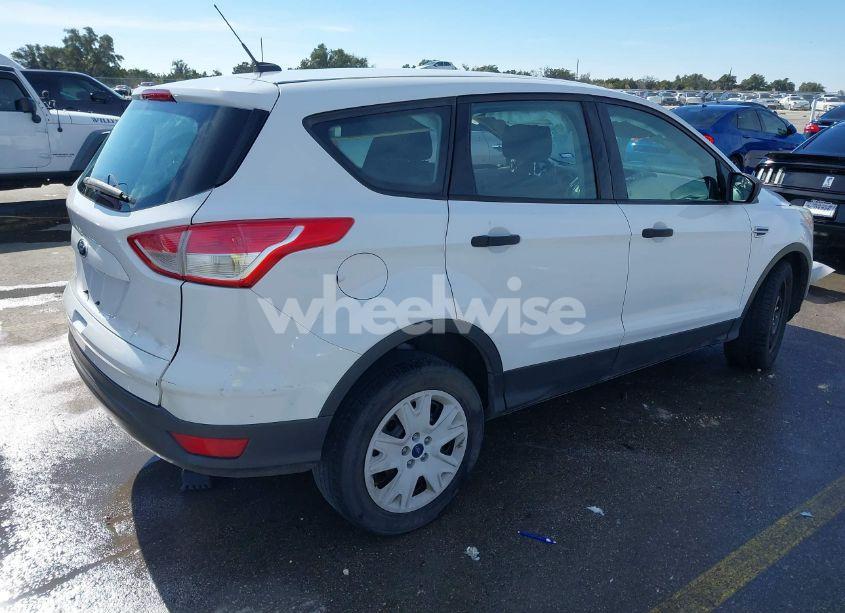 Photo 4 of 2016 Ford Escape S (VIN 1FMCU0F76GUC57524)