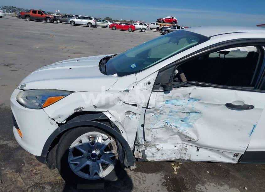 Photo 6 of 2016 Ford Escape S (VIN 1FMCU0F76GUC57524)