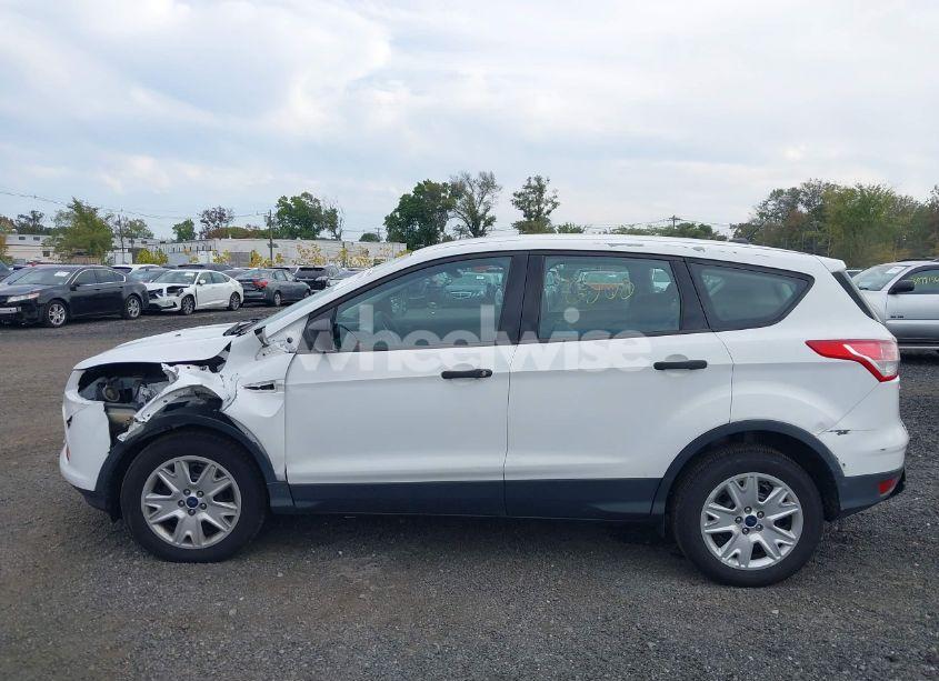 Photo 14 of 2016 Ford Escape S (VIN 1FMCU0F76GUC66854)