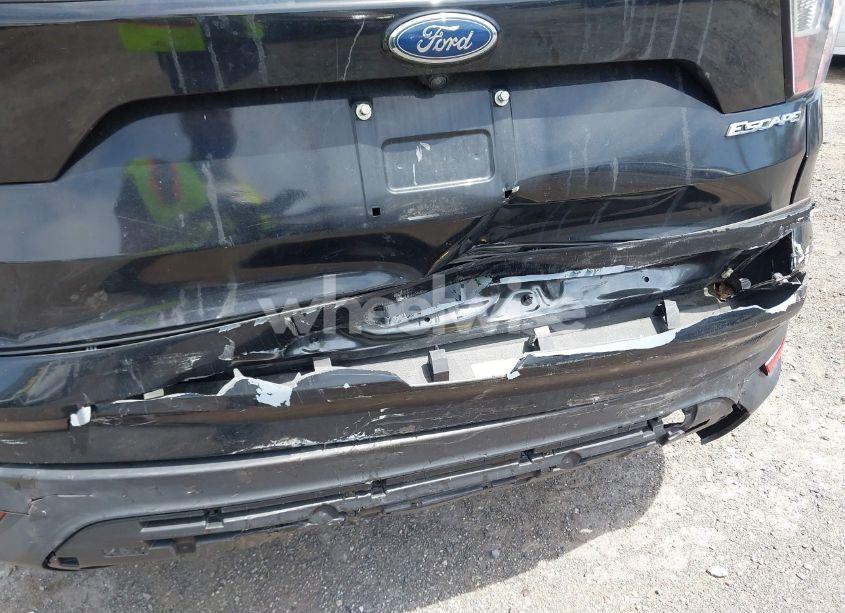 Photo 6 of 2017 Ford Escape S (VIN 1FMCU0F76HUB98377)