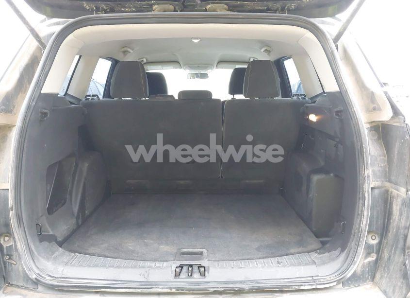 Photo 17 of 2017 Ford Escape S (VIN 1FMCU0F76HUC10561)