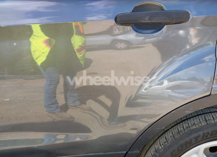 Photo 20 of 2017 Ford Escape S (VIN 1FMCU0F76HUC38828)