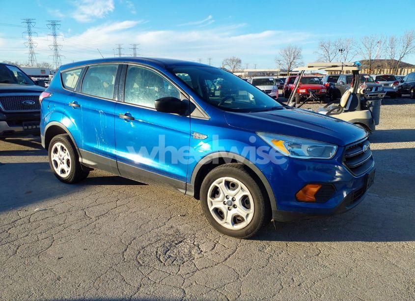 2017 Ford Escape S (VIN 1FMCU0F76HUC93442) main photo