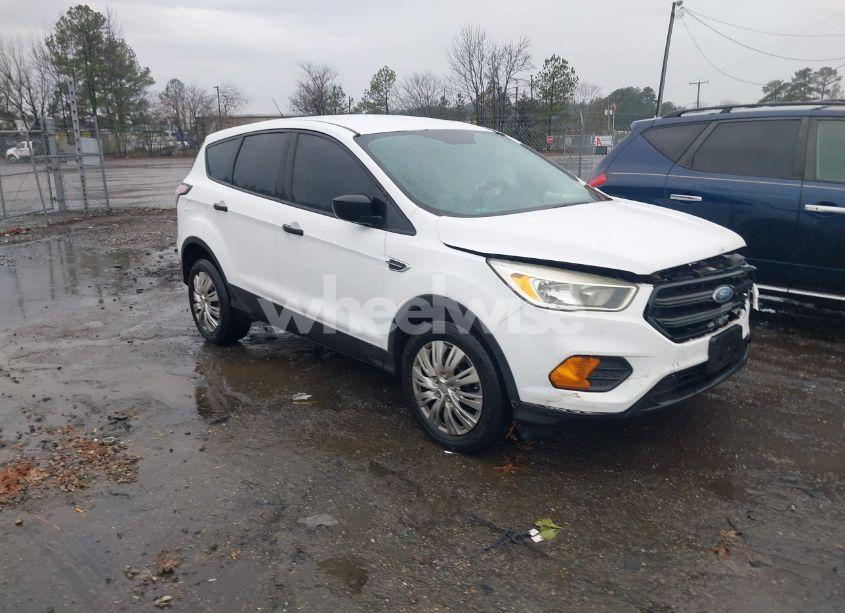 2017 Ford Escape S (VIN 1FMCU0F76HUD72710) main photo