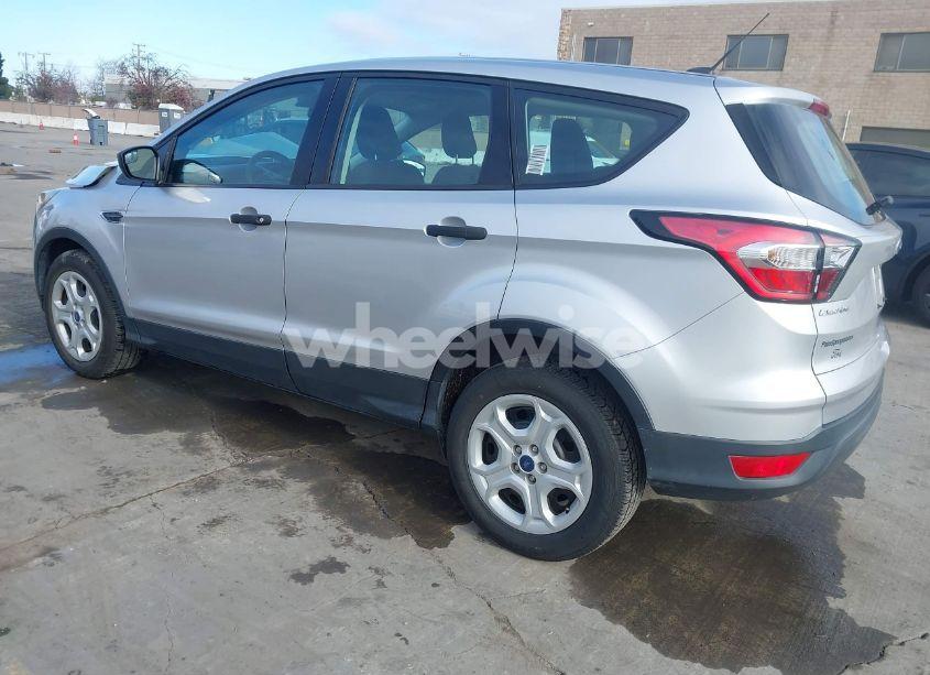 Photo 3 of 2018 Ford Escape S (VIN 1FMCU0F76JUA36514)