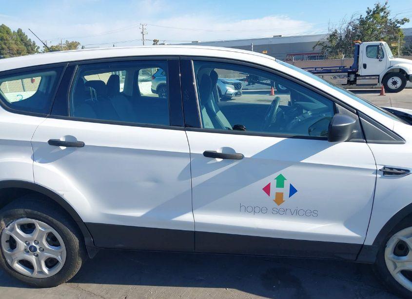 Photo 13 of 2018 Ford Escape S (VIN 1FMCU0F76JUA57363)