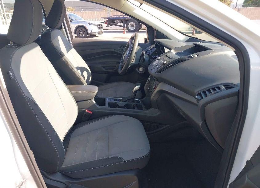 Photo 5 of 2018 Ford Escape S (VIN 1FMCU0F76JUA57363)