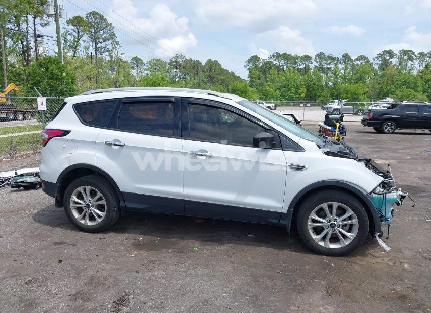 Photo 14 of 2018 Ford Escape S (VIN 1FMCU0F76JUB36547)