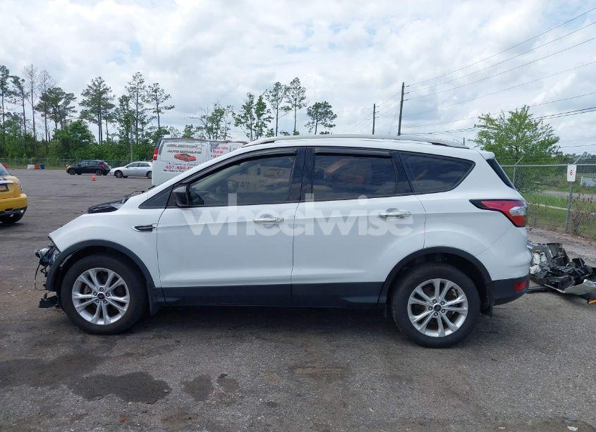 Photo 15 of 2018 Ford Escape S (VIN 1FMCU0F76JUB36547)