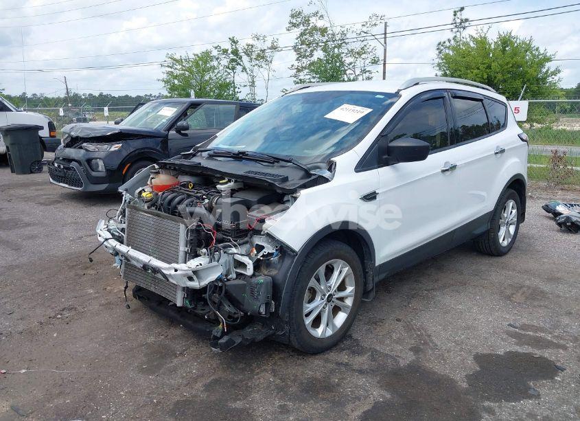 Photo 2 of 2018 Ford Escape S (VIN 1FMCU0F76JUB36547)
