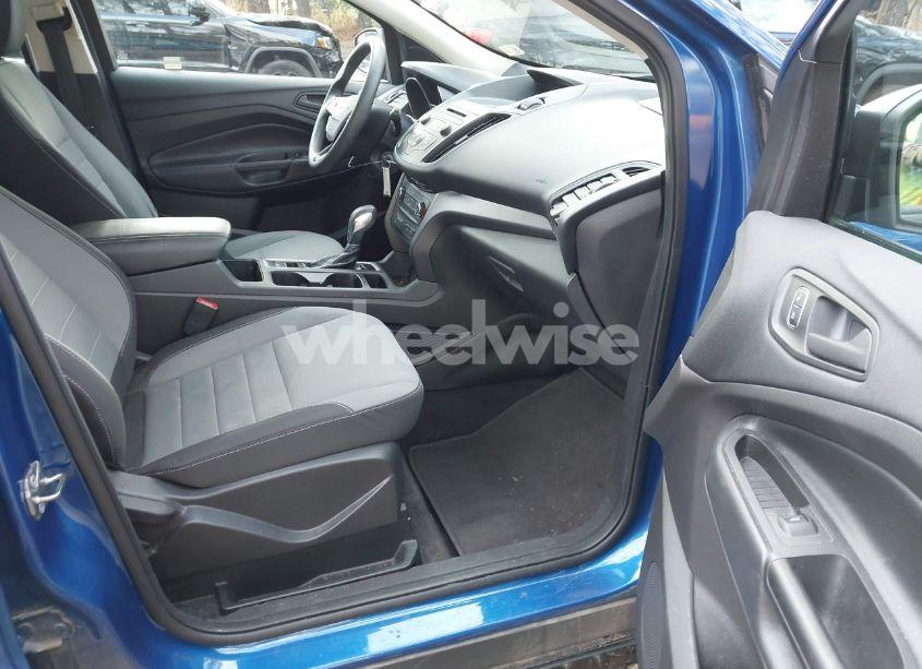 Photo 5 of 2018 Ford Escape S (VIN 1FMCU0F76JUB37228)