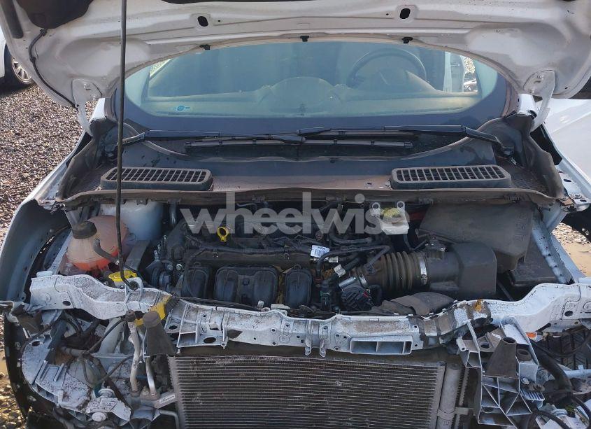 Photo 10 of 2018 Ford Escape S (VIN 1FMCU0F76JUC40357)