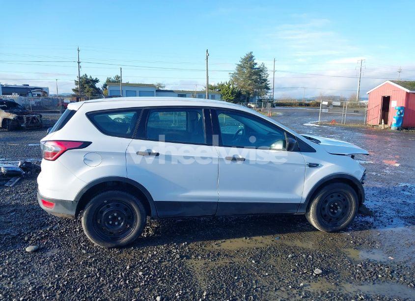 Photo 14 of 2018 Ford Escape S (VIN 1FMCU0F76JUC40357)