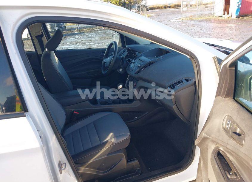 Photo 5 of 2018 Ford Escape S (VIN 1FMCU0F76JUC40357)