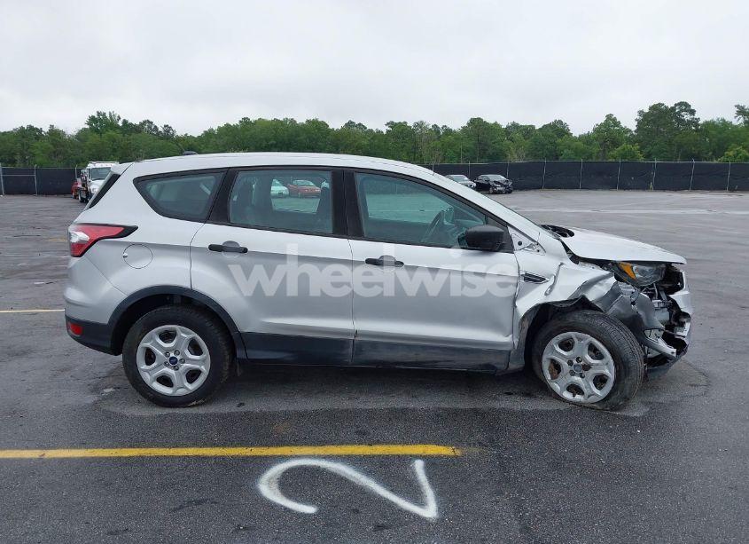 Photo 13 of 2018 Ford Escape S (VIN 1FMCU0F76JUC49754)