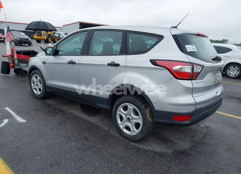 Photo 3 of 2018 Ford Escape S (VIN 1FMCU0F76JUC49754)