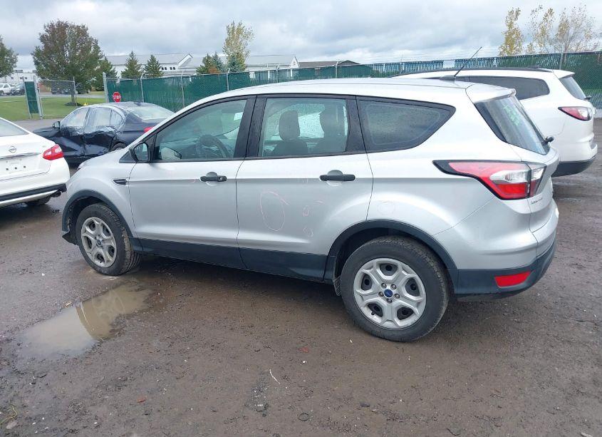 Photo 14 of 2018 Ford Escape S (VIN 1FMCU0F76JUC70040)