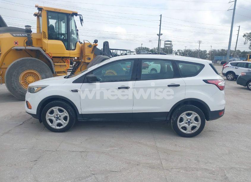 Photo 14 of 2018 Ford Escape S (VIN 1FMCU0F76JUC87582)