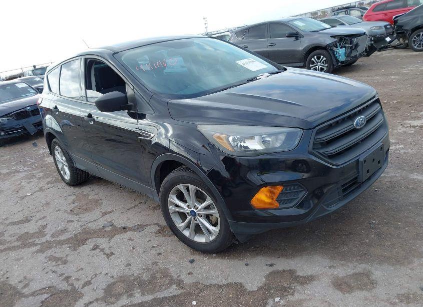 2019 Ford Escape S (VIN 1FMCU0F76KUA34716) main photo