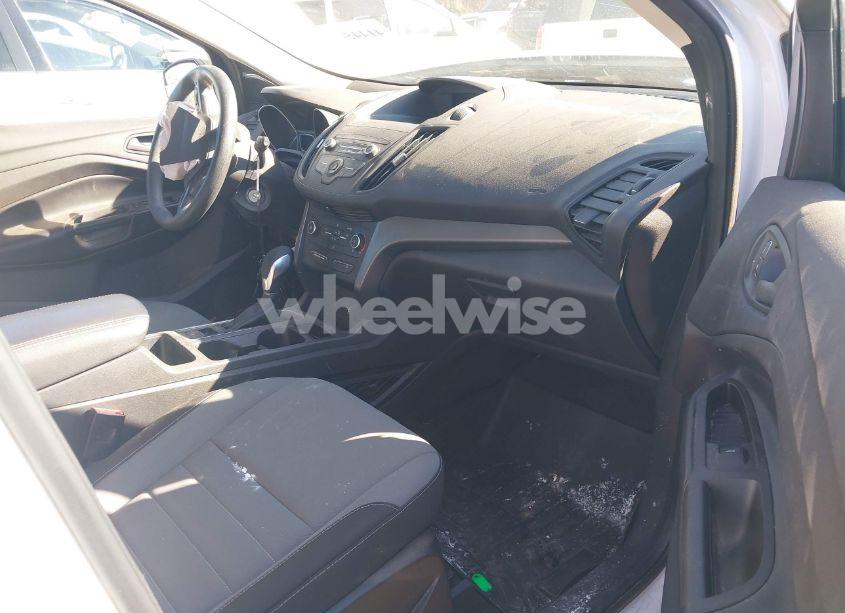 Photo 5 of 2019 Ford Escape S (VIN 1FMCU0F76KUB11066)