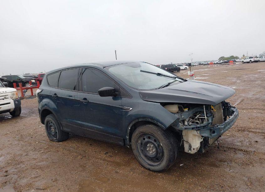 Photo 14 of 2019 Ford Escape S (VIN 1FMCU0F76KUB26229)