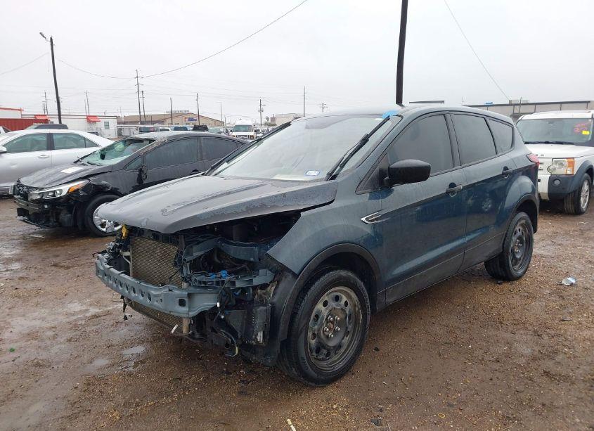 Photo 2 of 2019 Ford Escape S (VIN 1FMCU0F76KUB26229)