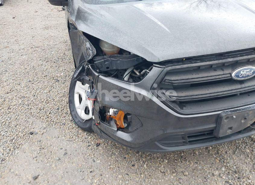 Photo 20 of 2019 Ford Escape S (VIN 1FMCU0F76KUB85359)