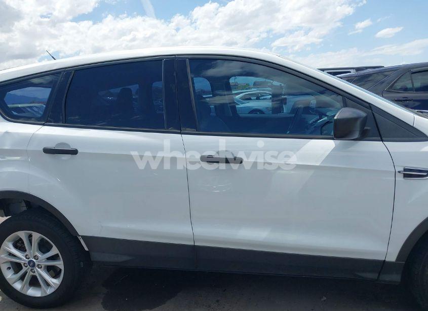 Photo 13 of 2019 Ford Escape S (VIN 1FMCU0F76KUC27951)