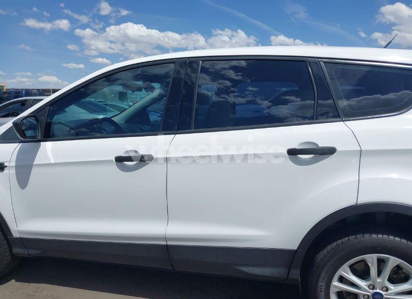 Photo 14 of 2019 Ford Escape S (VIN 1FMCU0F76KUC27951)