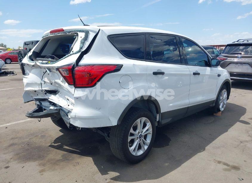 Photo 4 of 2019 Ford Escape S (VIN 1FMCU0F76KUC27951)