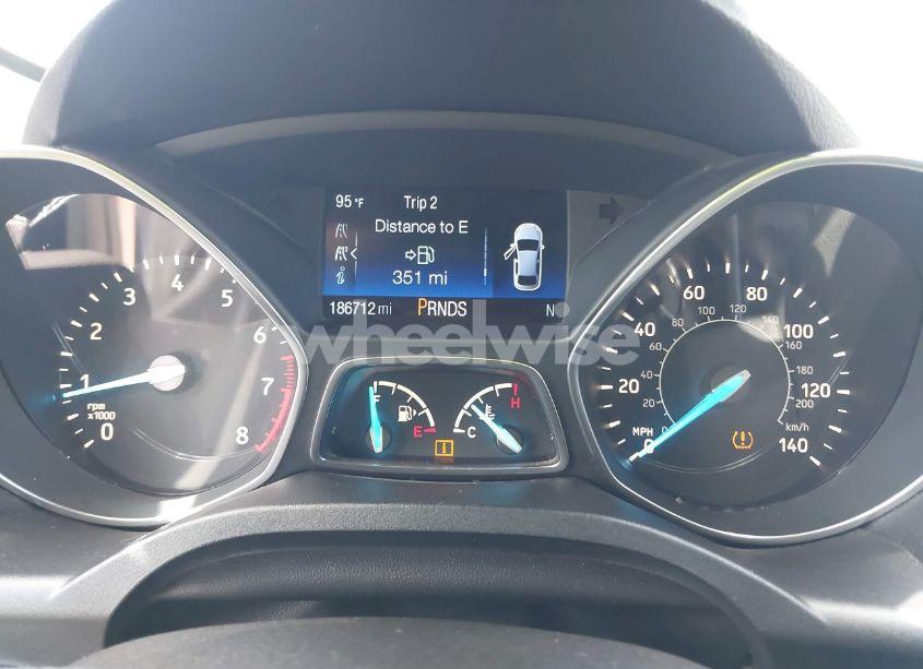 Photo 7 of 2019 Ford Escape S (VIN 1FMCU0F76KUC27951)