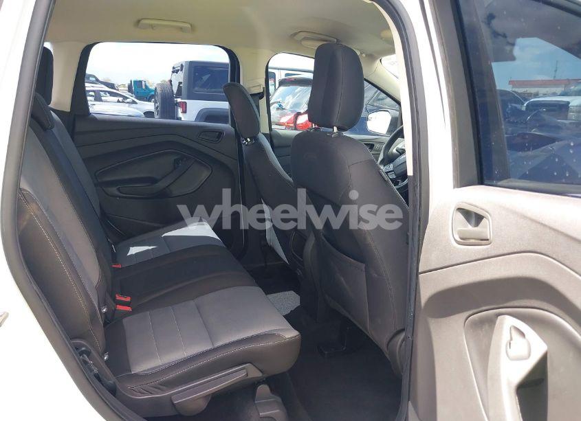 Photo 8 of 2019 Ford Escape S (VIN 1FMCU0F76KUC27951)