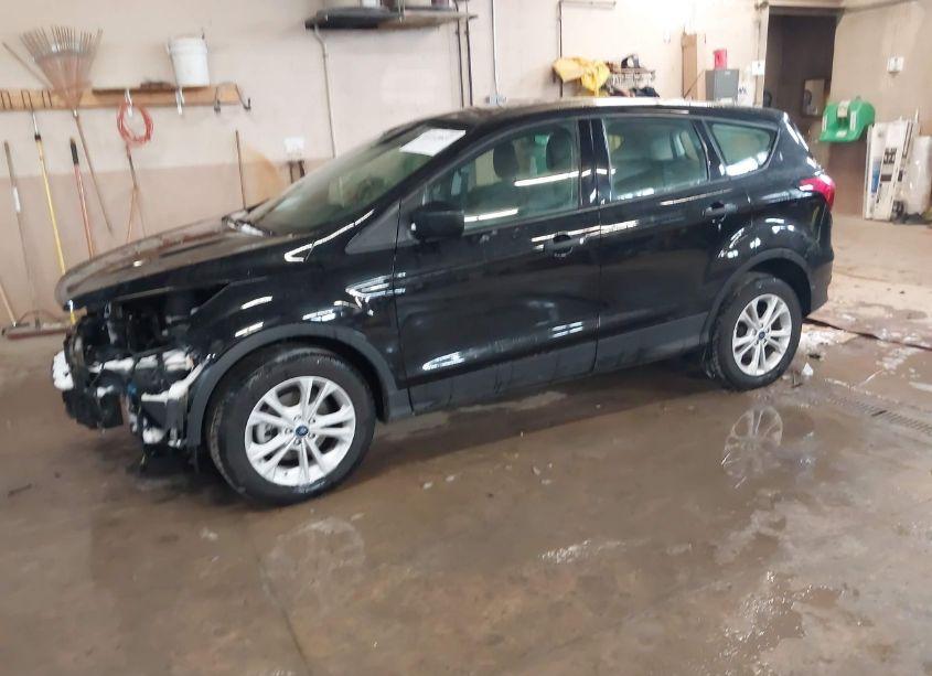 Photo 2 of 2019 Ford Escape S (VIN 1FMCU0F76KUC48072)