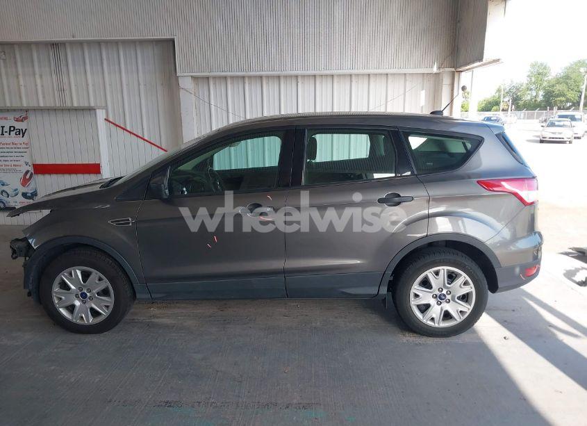 Photo 15 of 2013 Ford Escape S (VIN 1FMCU0F77DUB28798)