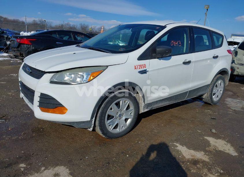 Photo 2 of 2013 Ford Escape S (VIN 1FMCU0F77DUB57198)