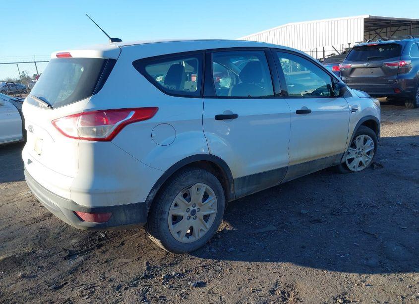 Photo 4 of 2013 Ford Escape S (VIN 1FMCU0F77DUB60375)
