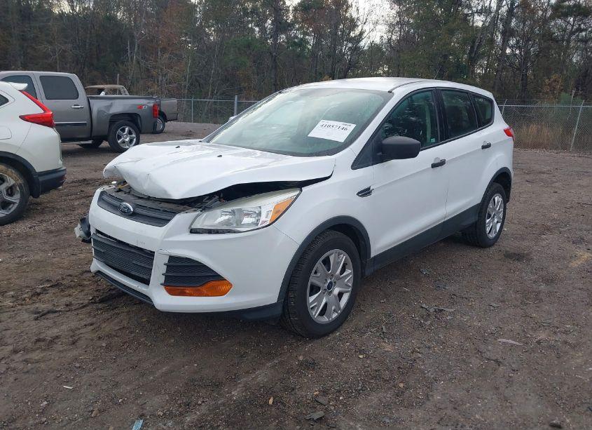 Photo 2 of 2013 Ford Escape S (VIN 1FMCU0F77DUB68489)