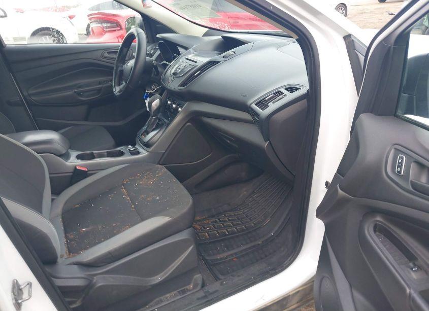 Photo 5 of 2013 Ford Escape S (VIN 1FMCU0F77DUB68489)