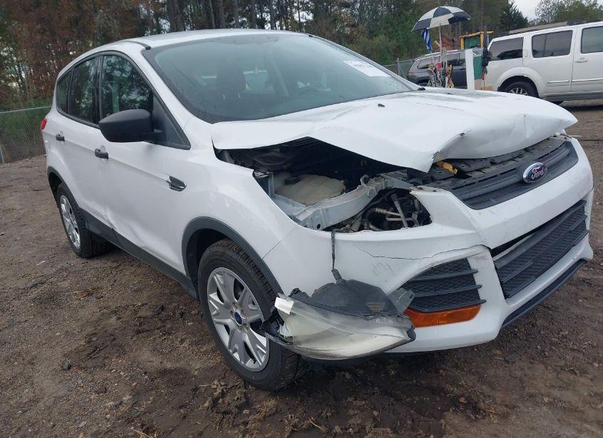 Photo 6 of 2013 Ford Escape S (VIN 1FMCU0F77DUB68489)