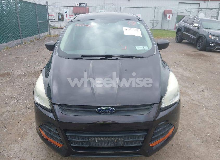 Photo 12 of 2013 Ford Escape S (VIN 1FMCU0F77DUB79606)
