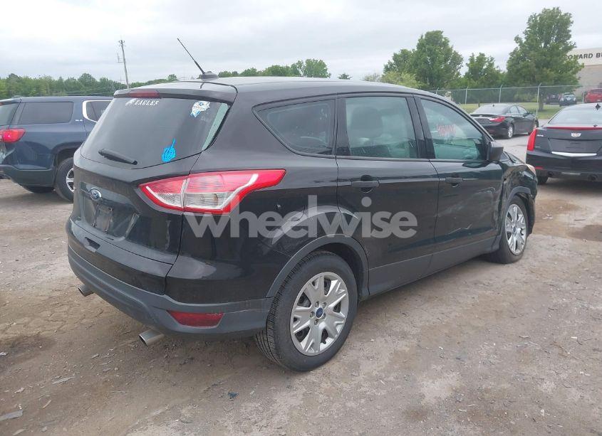 Photo 4 of 2013 Ford Escape S (VIN 1FMCU0F77DUB79606)