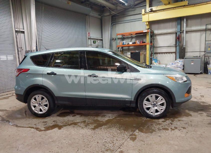 Photo 13 of 2013 Ford Escape S (VIN 1FMCU0F77DUB82022)