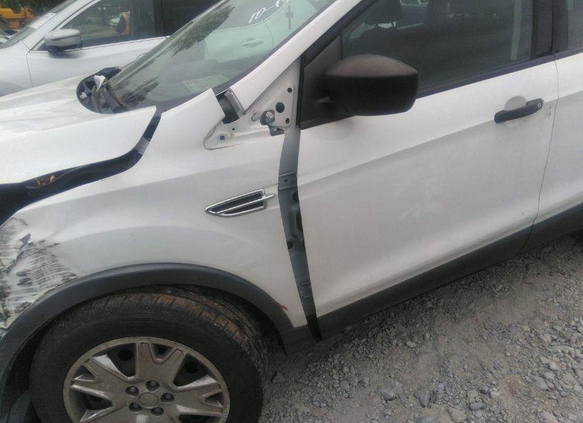 Photo 12 of 2013 Ford Escape S (VIN 1FMCU0F77DUD79417)