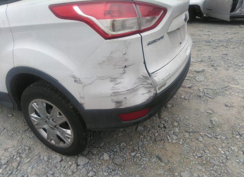 Photo 13 of 2013 Ford Escape S (VIN 1FMCU0F77DUD79417)