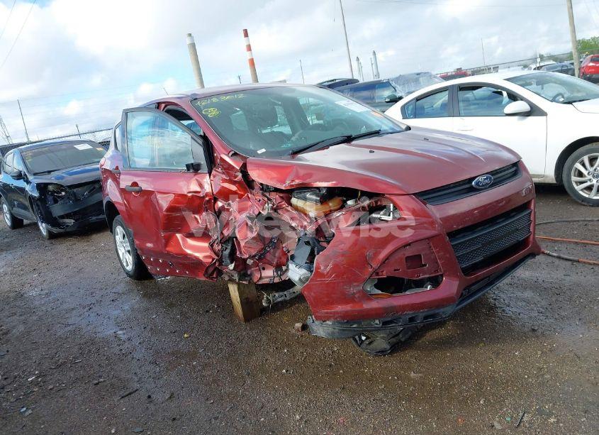 2014 Ford Escape S (VIN 1FMCU0F77EUA89731) main photo