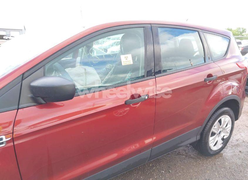 Photo 14 of 2014 Ford Escape S (VIN 1FMCU0F77EUA89731)