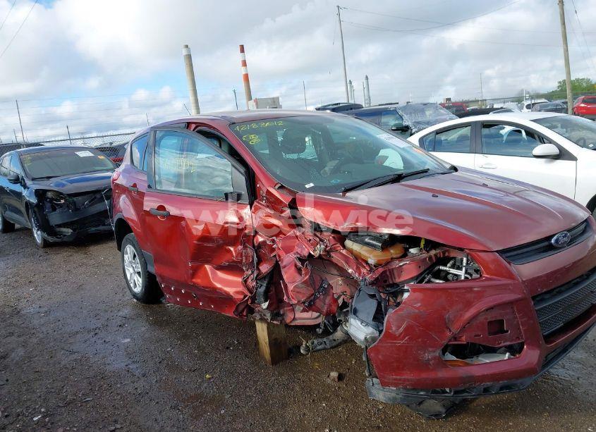 Photo 6 of 2014 Ford Escape S (VIN 1FMCU0F77EUA89731)