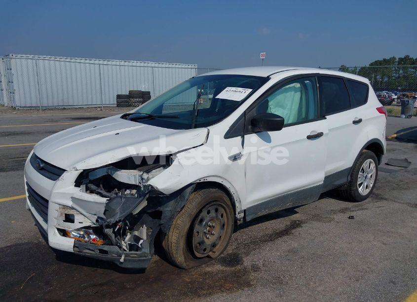 Photo 2 of 2014 Ford Escape S (VIN 1FMCU0F77EUB17057)