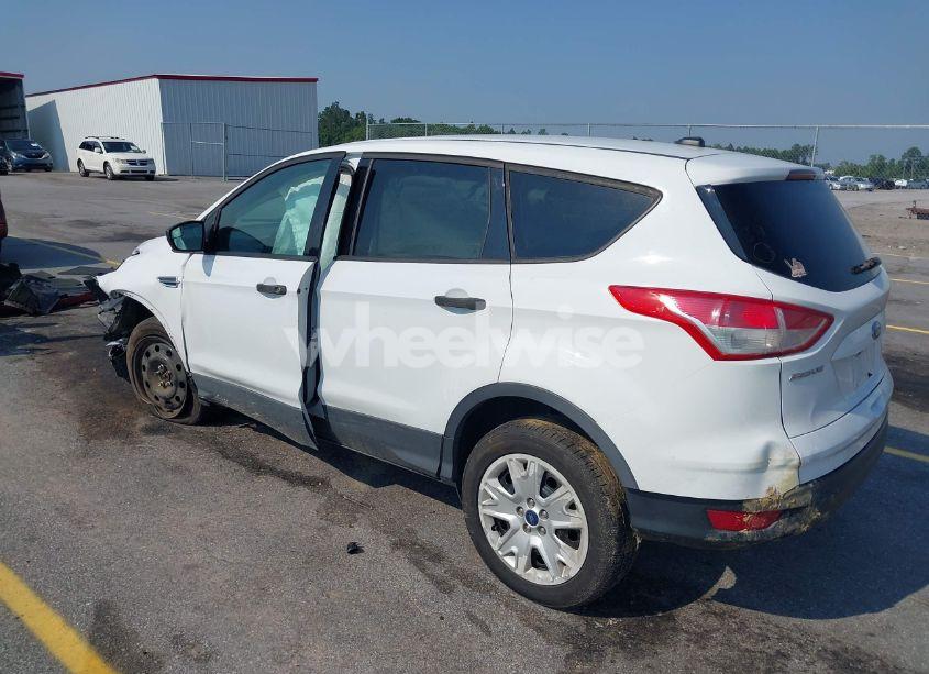 Photo 3 of 2014 Ford Escape S (VIN 1FMCU0F77EUB17057)